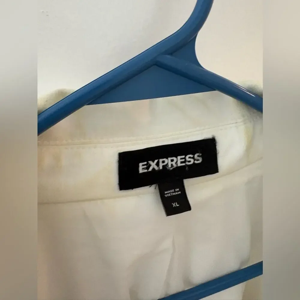 Express blazer with gold buttons - Picture 11 of 12